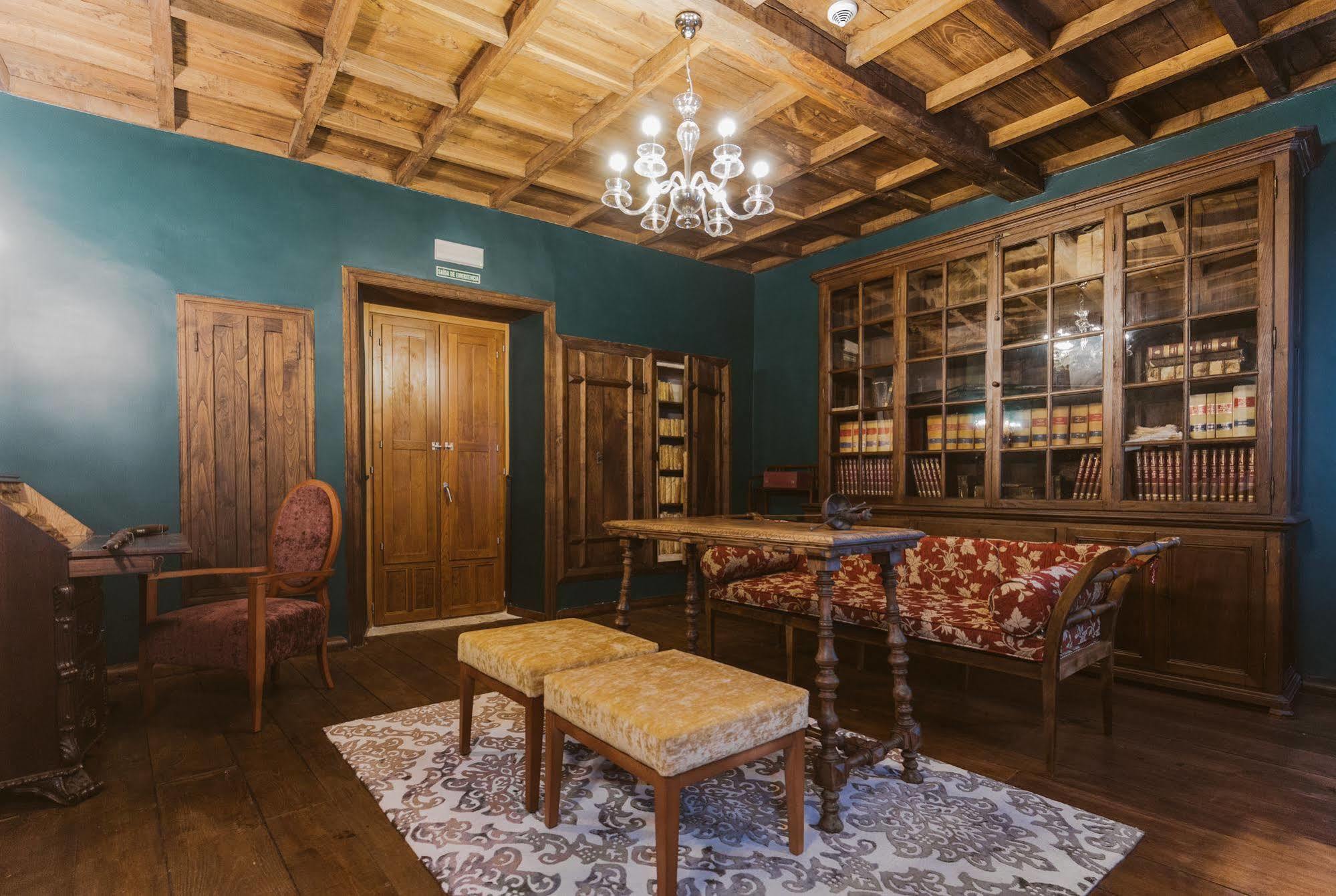 Отель Pazo Da Pena Manzaneda Экстерьер фото